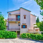 Hundefreundliches Nur 580 Meter Zum Mit Bbq-bereich Apartmán